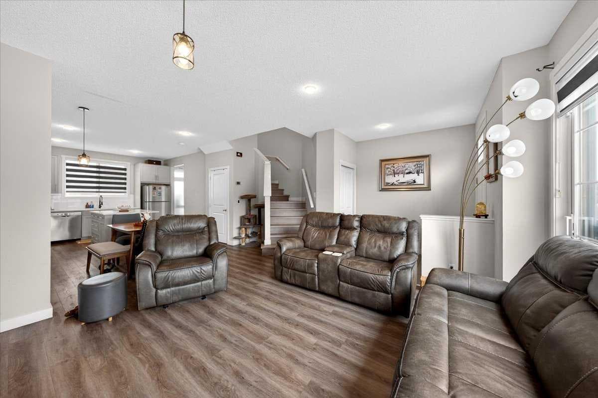 1325 Walden Drive SE
