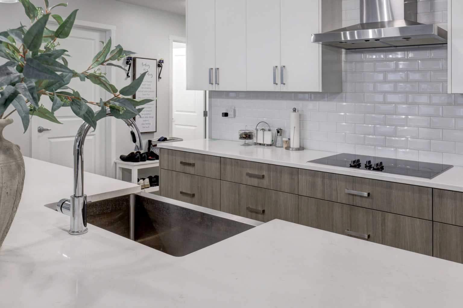 106, 360 Harvest Hills Way 