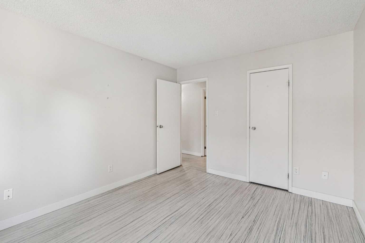 3202, 315 Southampton Drive SW