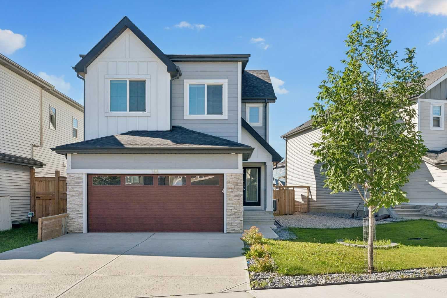166 Creekstone Way SW