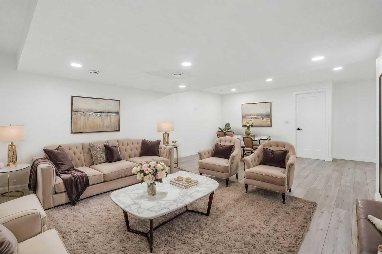 166 Creekstone Way SW