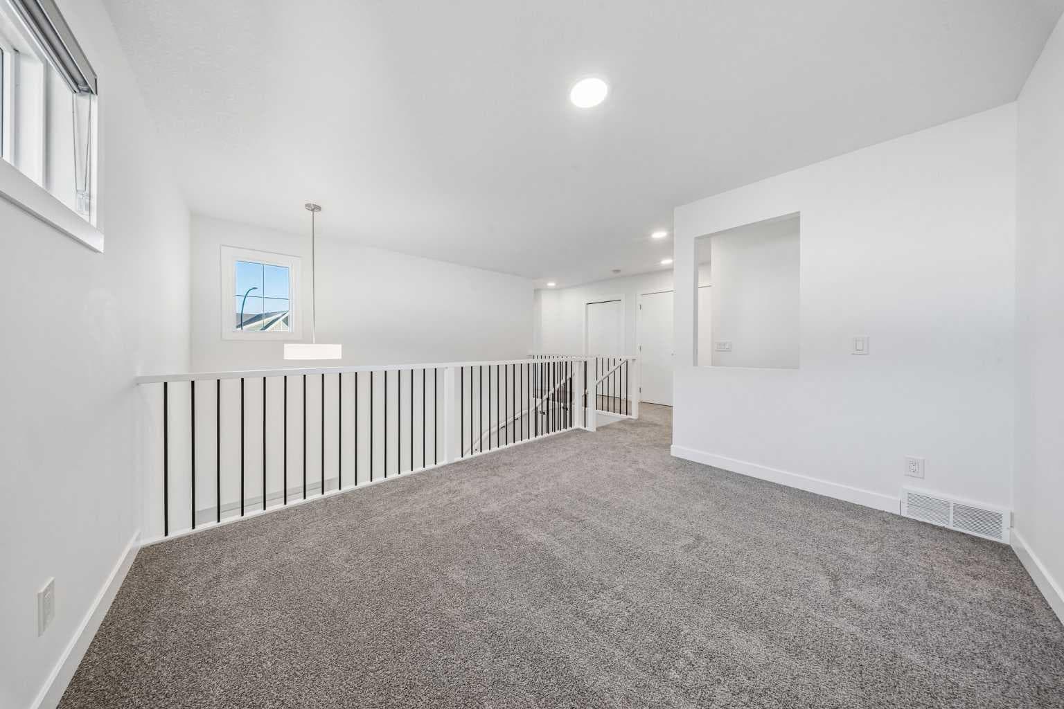 166 Creekstone Way SW