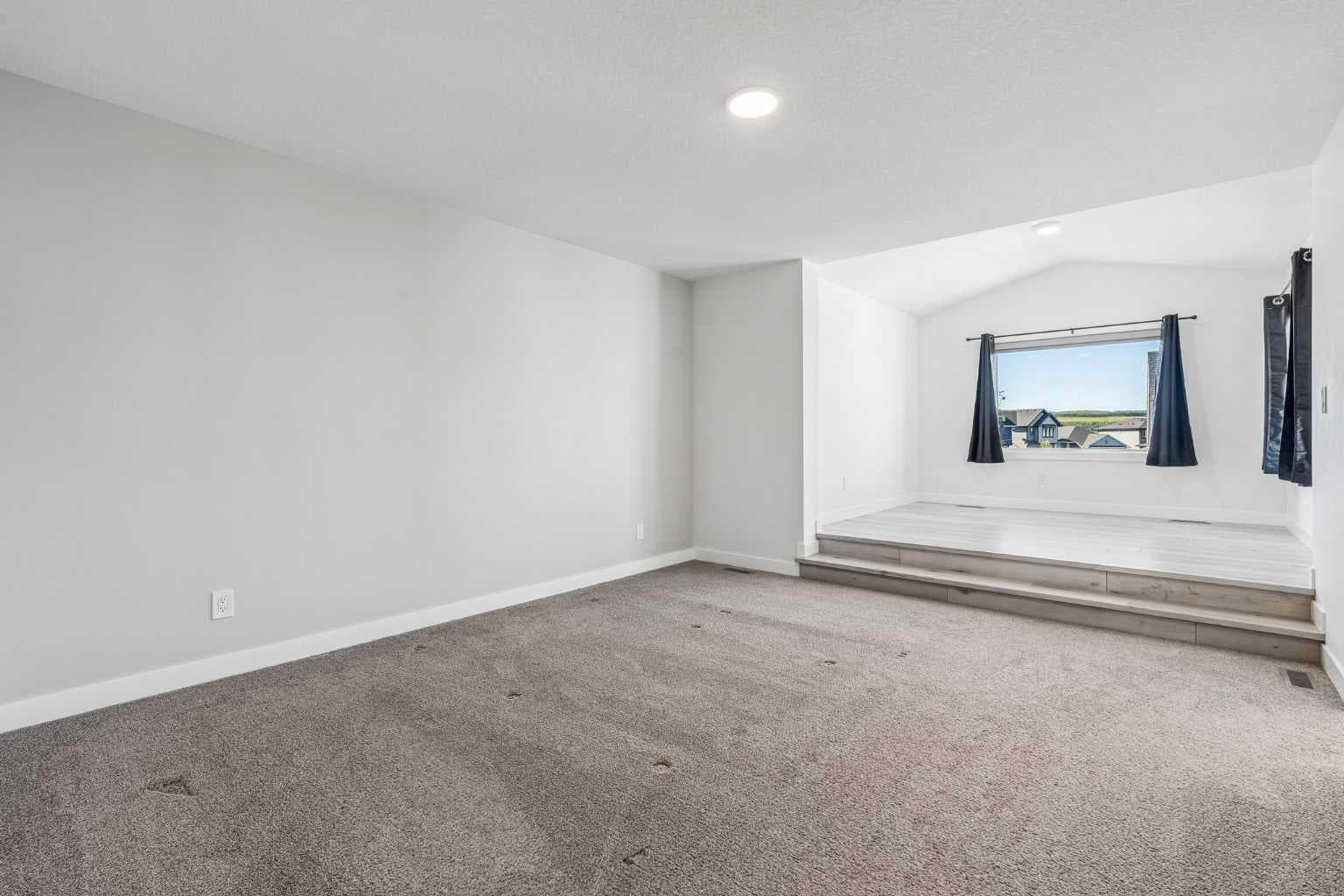166 Creekstone Way SW