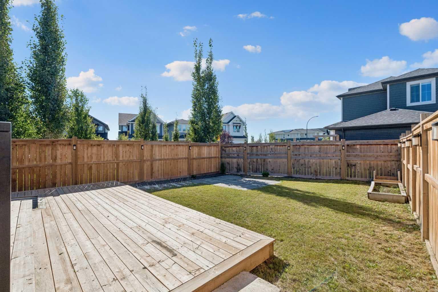 166 Creekstone Way SW