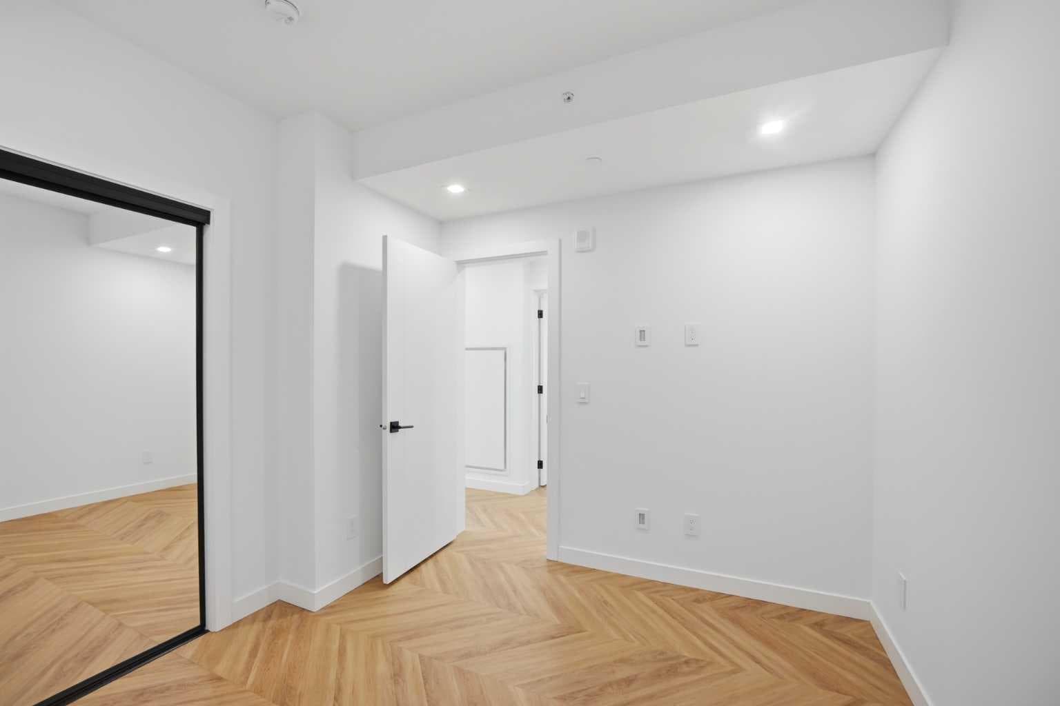 415, 8445 Broadcast Avenue SW