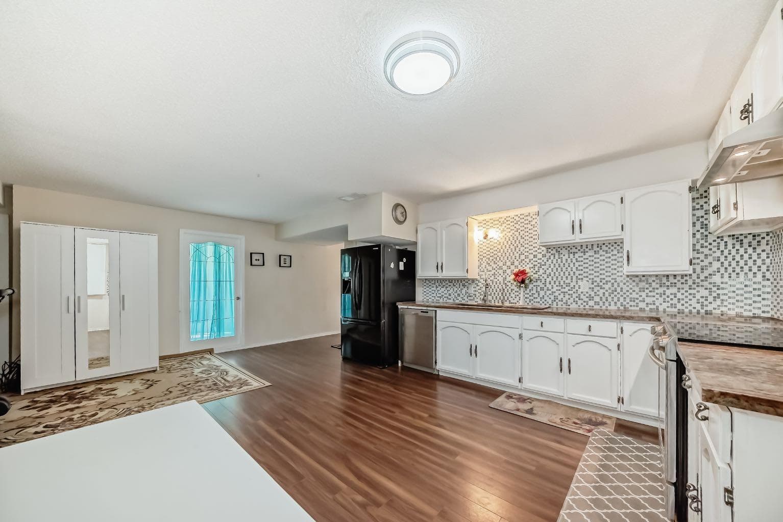 240076 PARADISE MEADOW Drive 