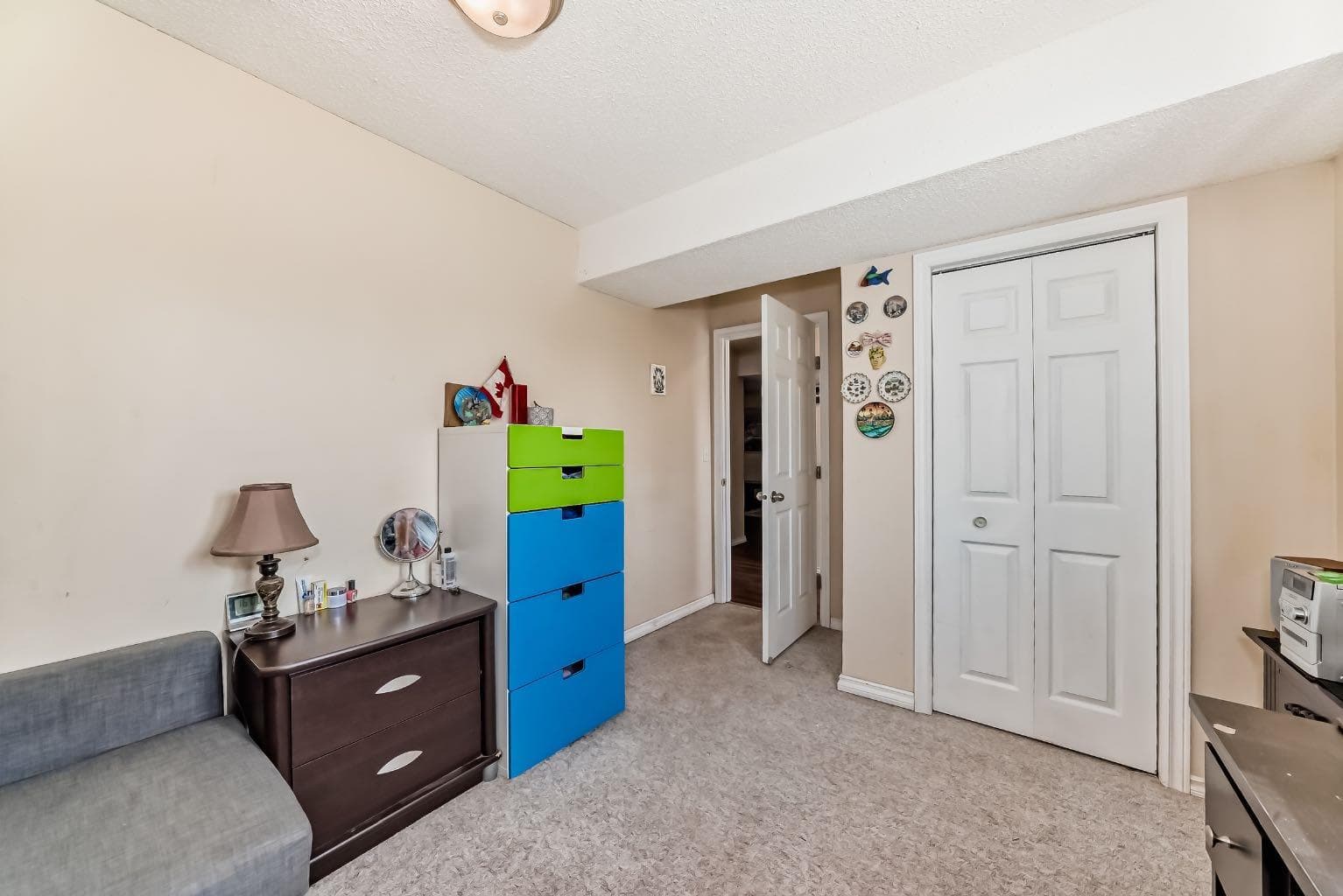 240076 PARADISE MEADOW Drive 