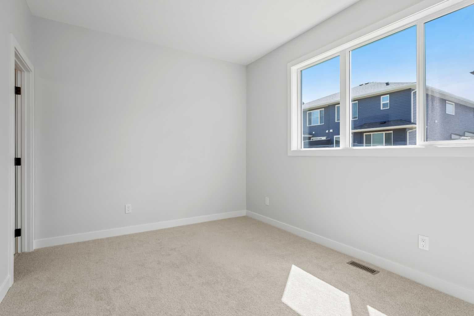 83 Dawson Wharf Mount 