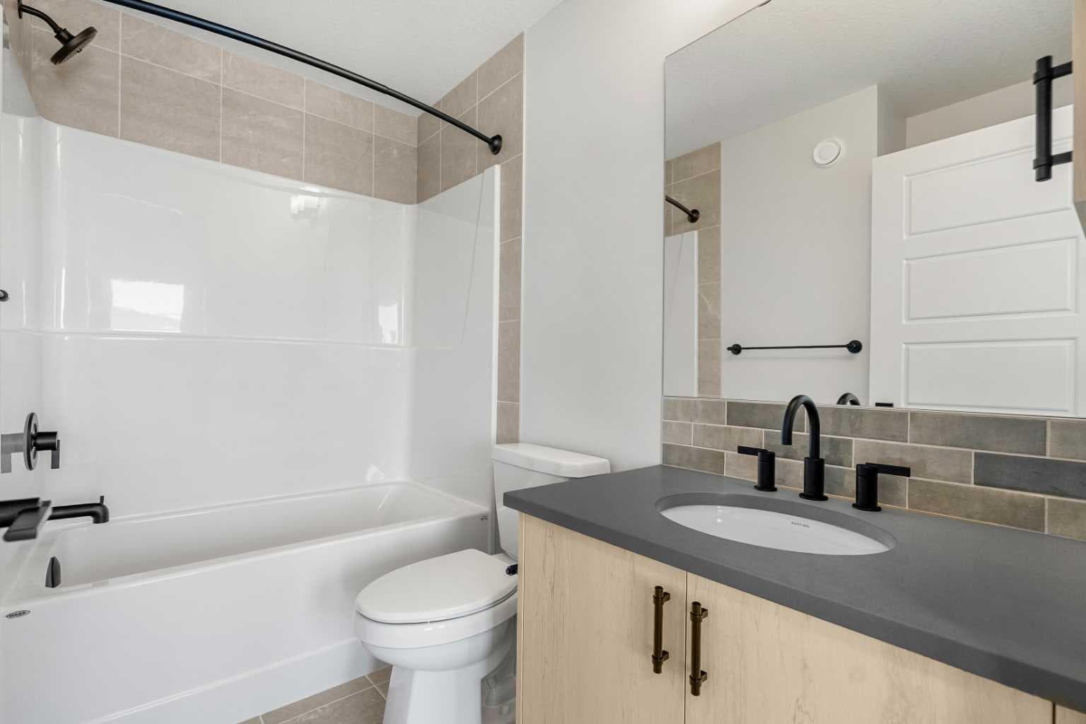 27 Chelsea Port Link 