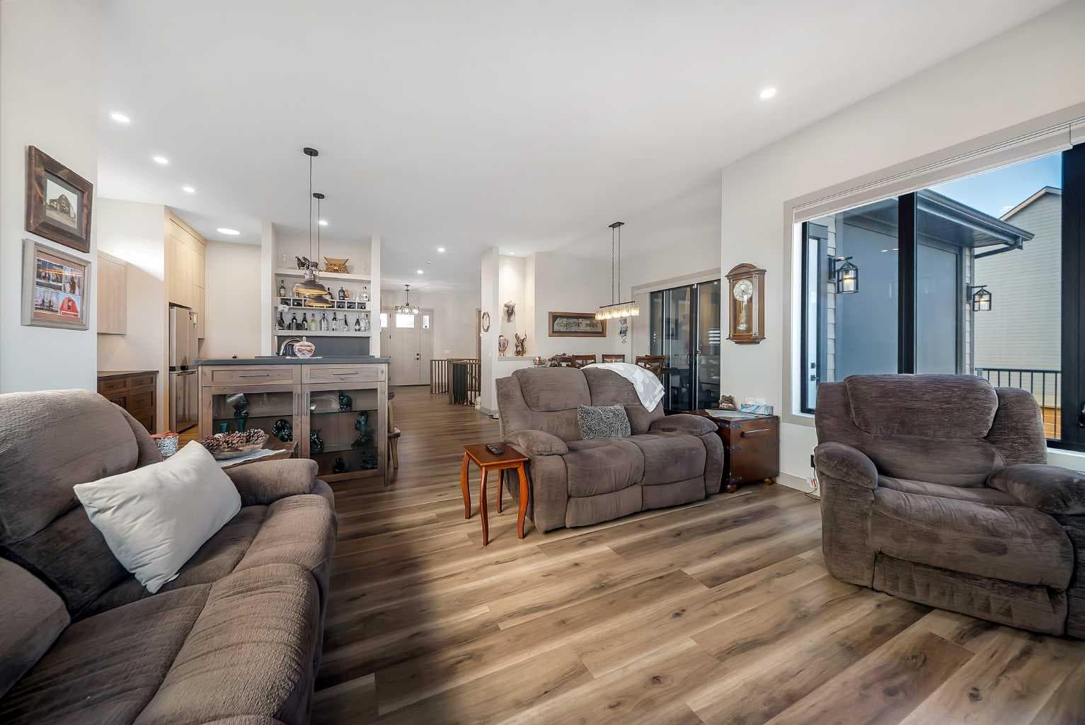 349 Limestone Bay 
