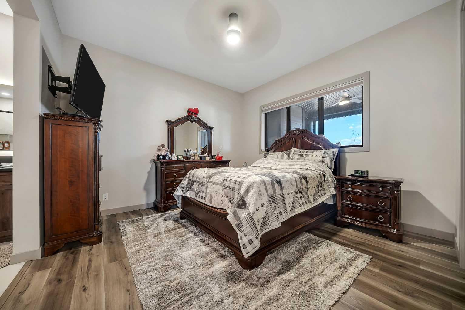 349 Limestone Bay 