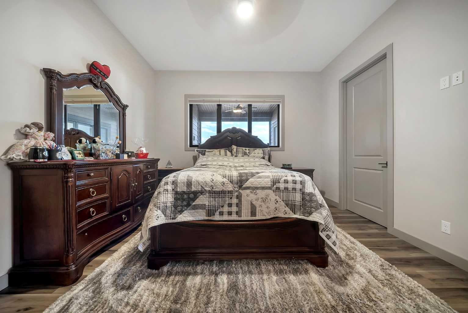 349 Limestone Bay 