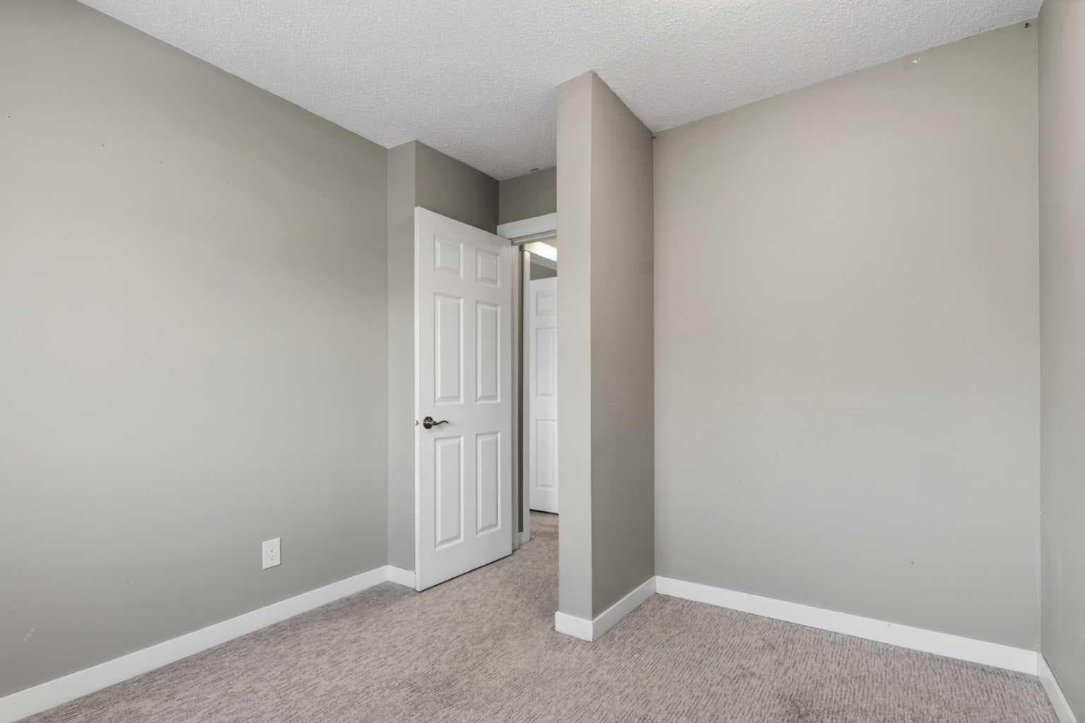 141, 6915 Ranchview Drive NW