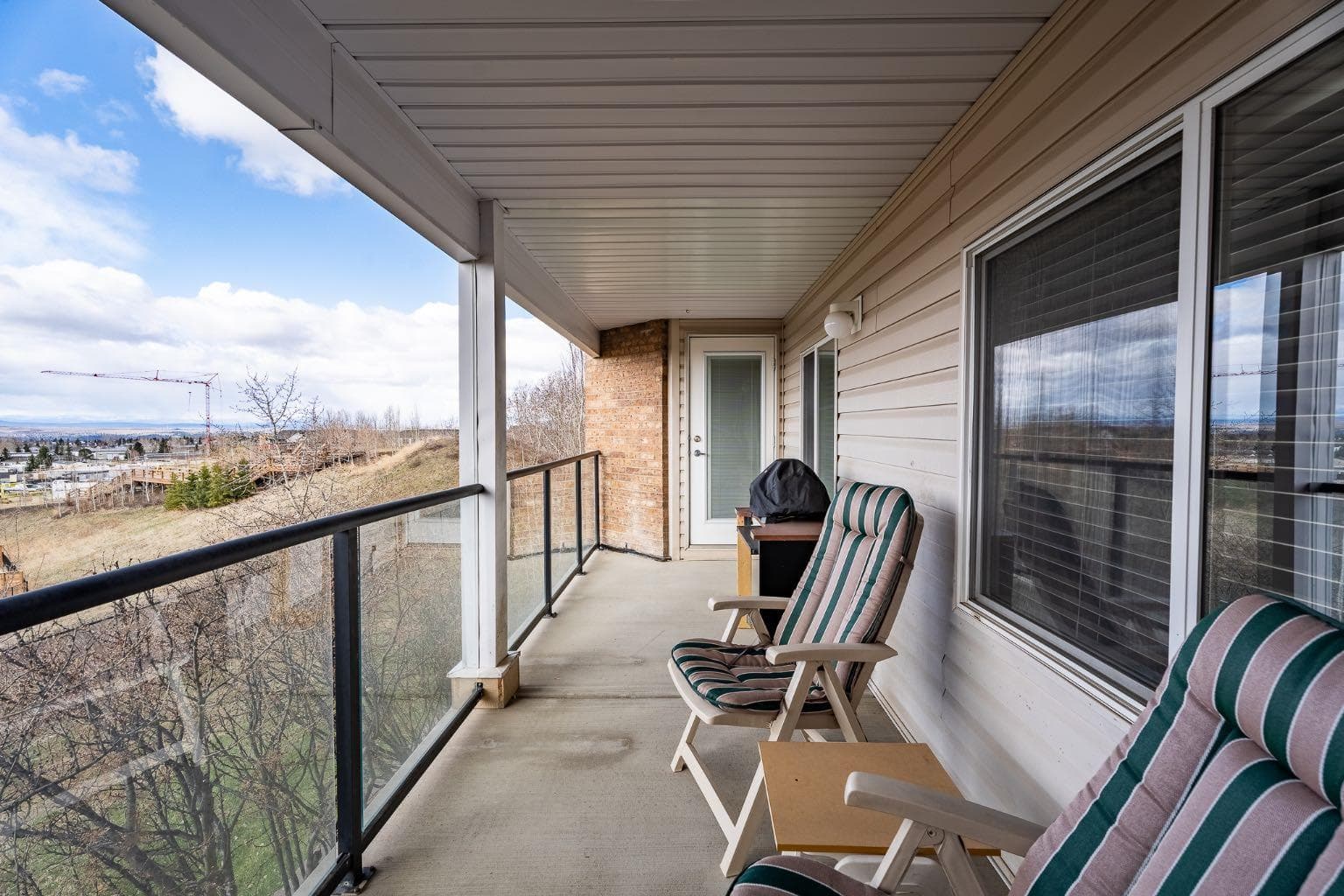 1103, 950 Arbour Lake Road NW