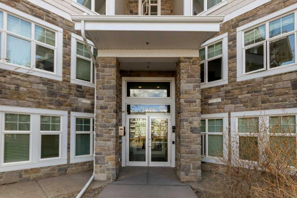 3411, 11 Mahogany Row SE