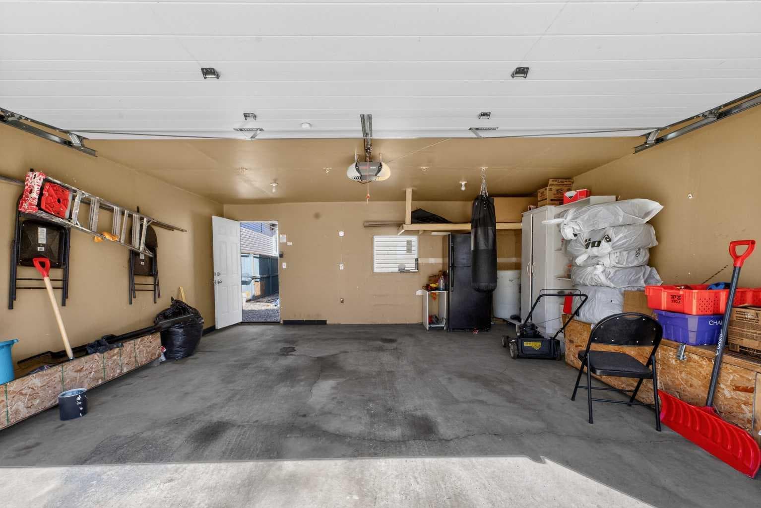 119 Taravista Drive NE