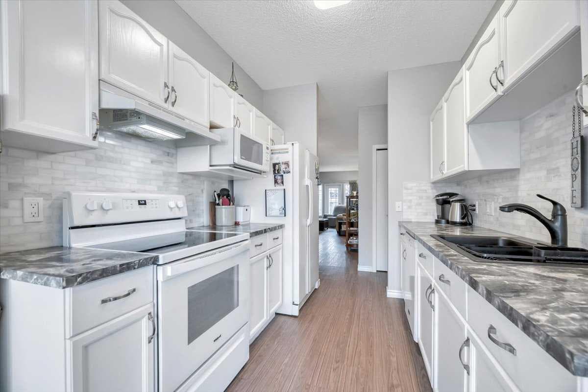 35, 72 Millside Drive SW