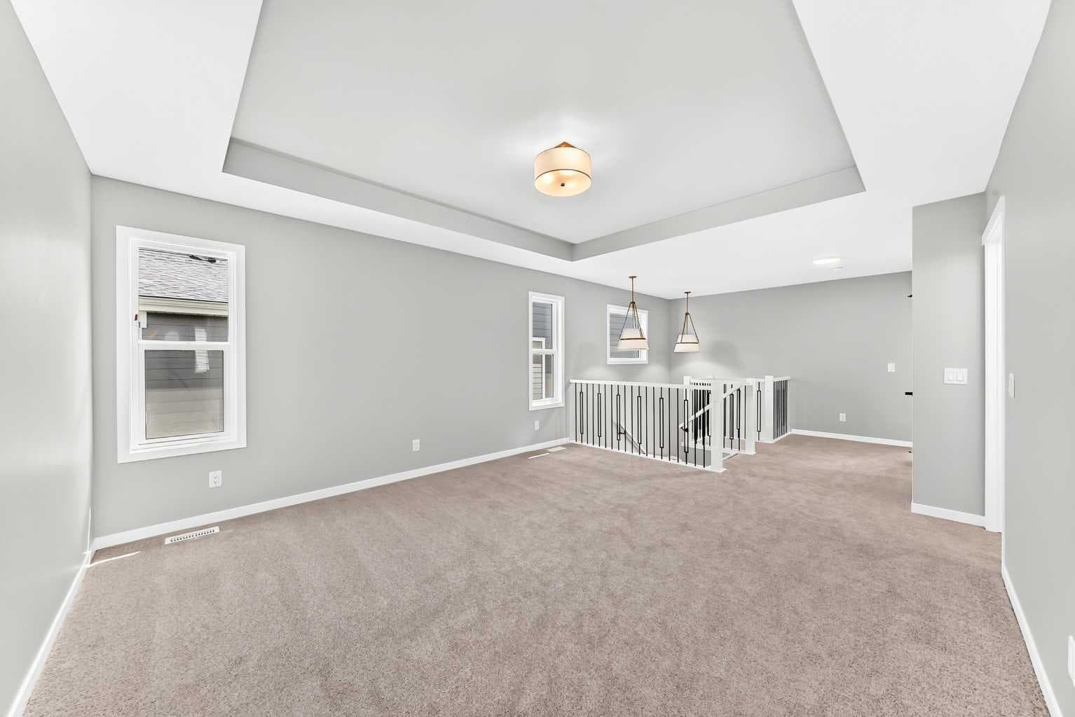 547 Mercado Avenue SE