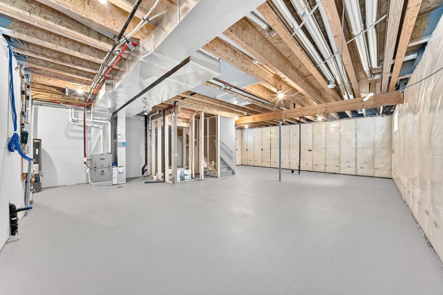 547 Mercado Avenue SE