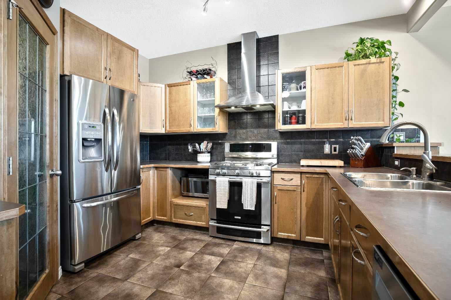 29 Mahogany View SE