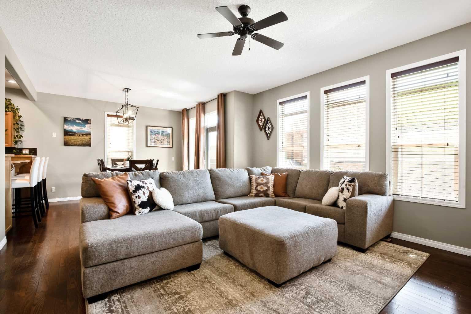 29 Mahogany View SE