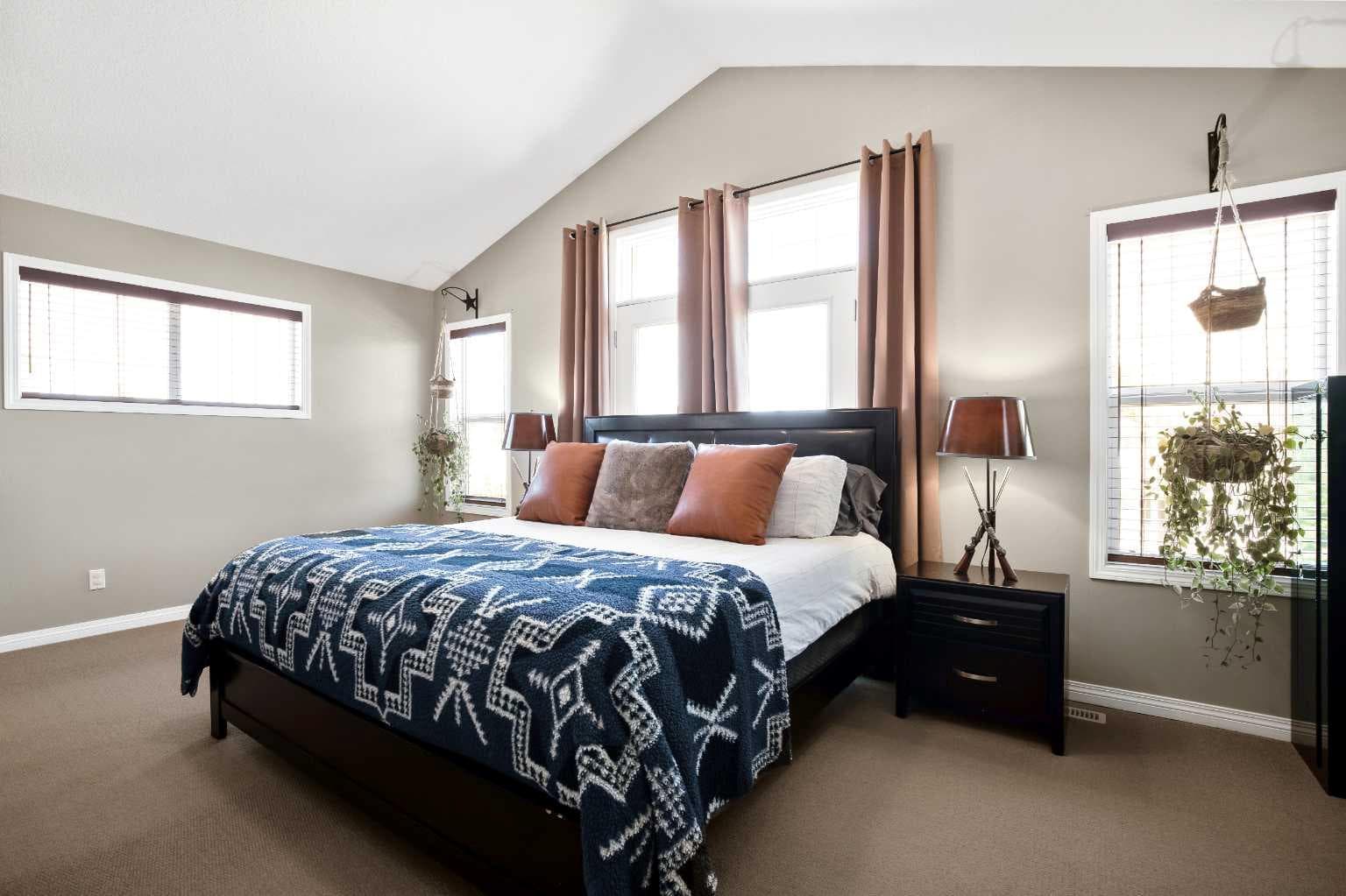 29 Mahogany View SE