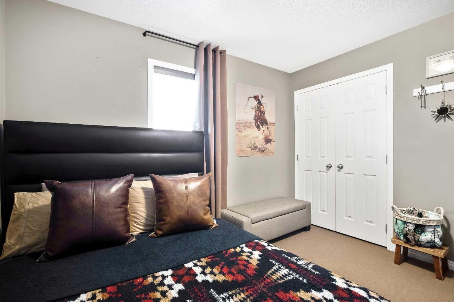 29 Mahogany View SE