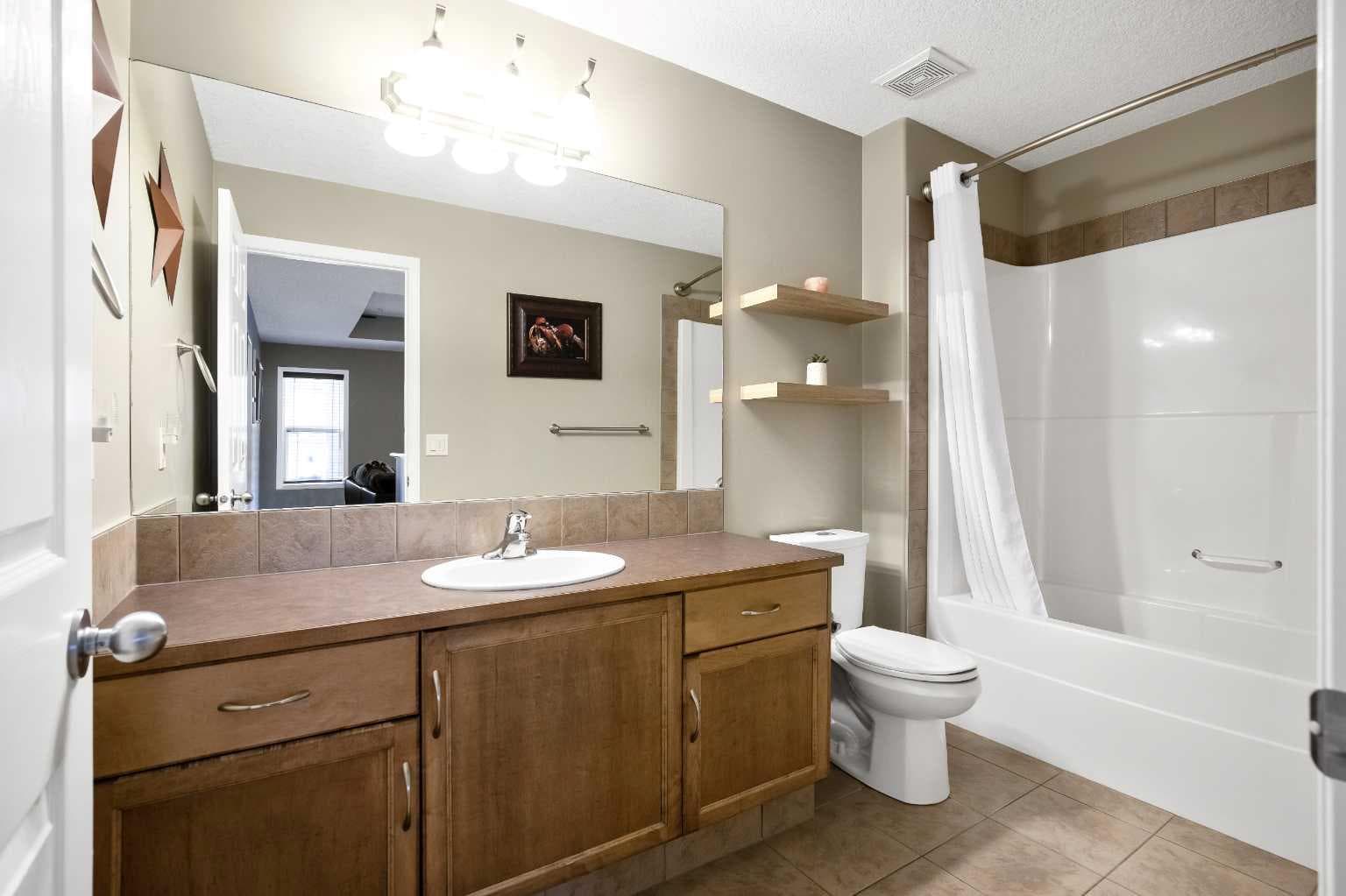 29 Mahogany View SE