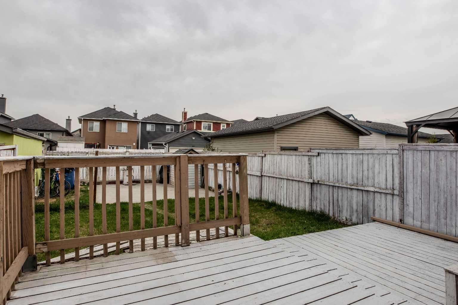 161 Saddlecrest Close NE