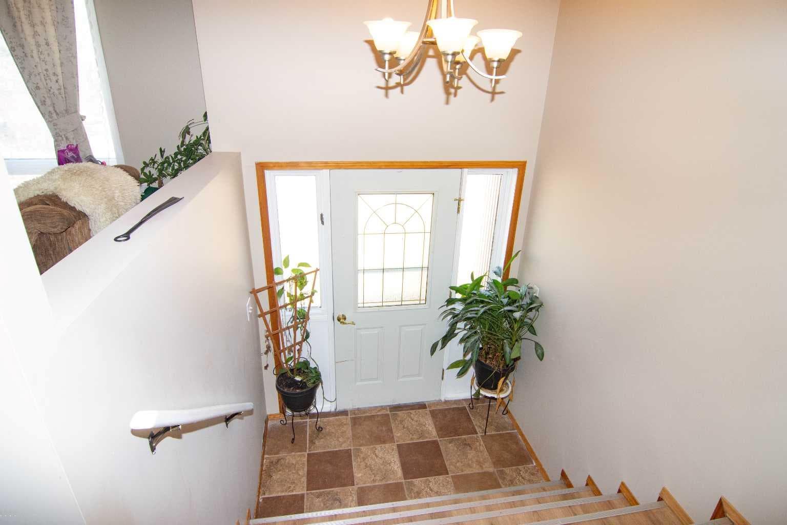640 Mcculloch Crescent 