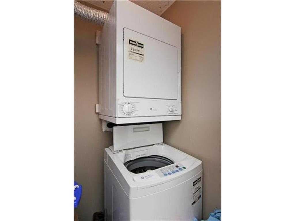2314, 10 Prestwick Bay SE