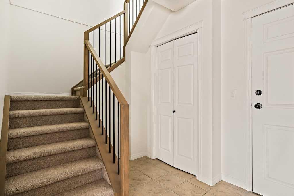 305, 1110 5 Avenue NW