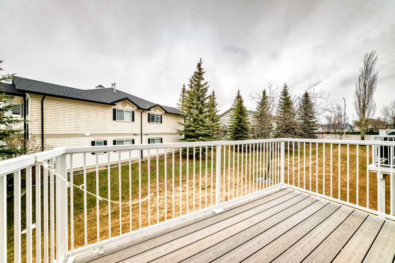 112 Country Village Cape NE