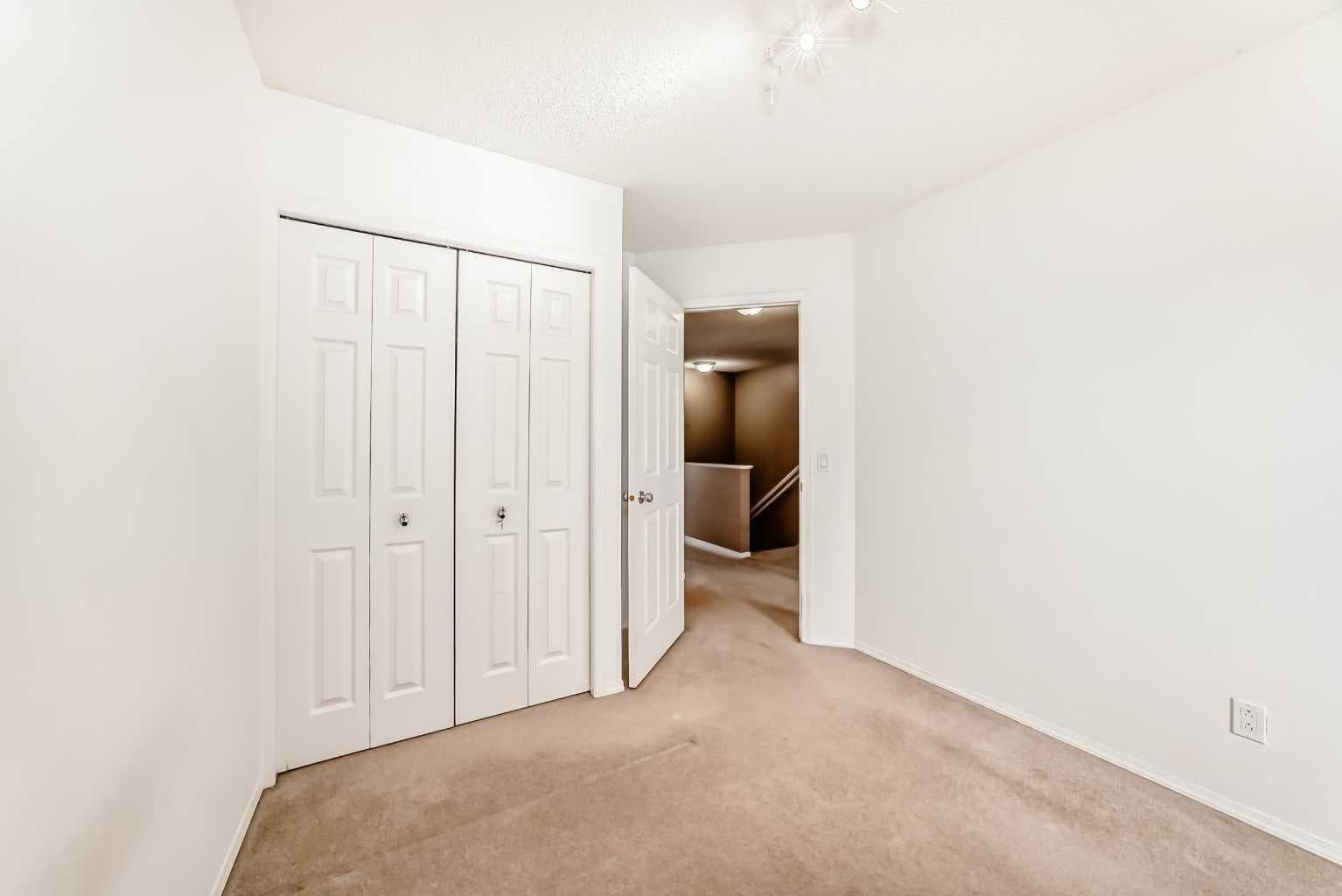 112 Country Village Cape NE