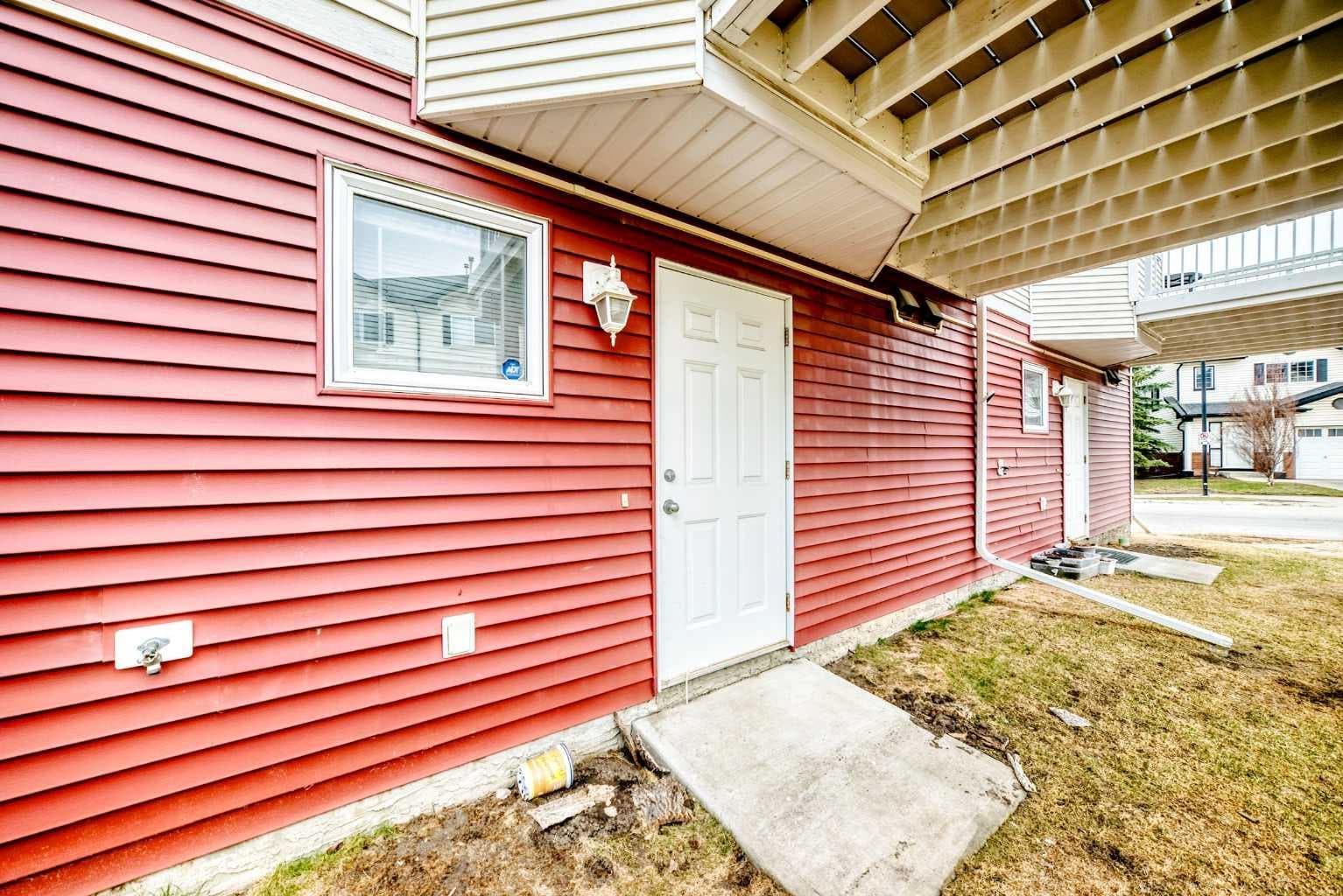 112 Country Village Cape NE