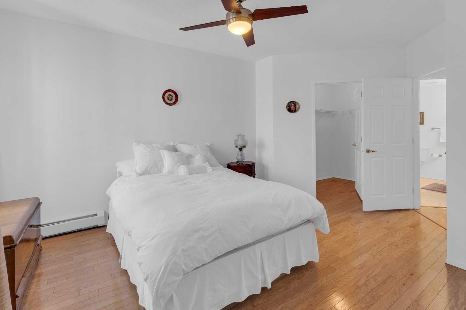 3115, 3115 Sienna Park Green SW