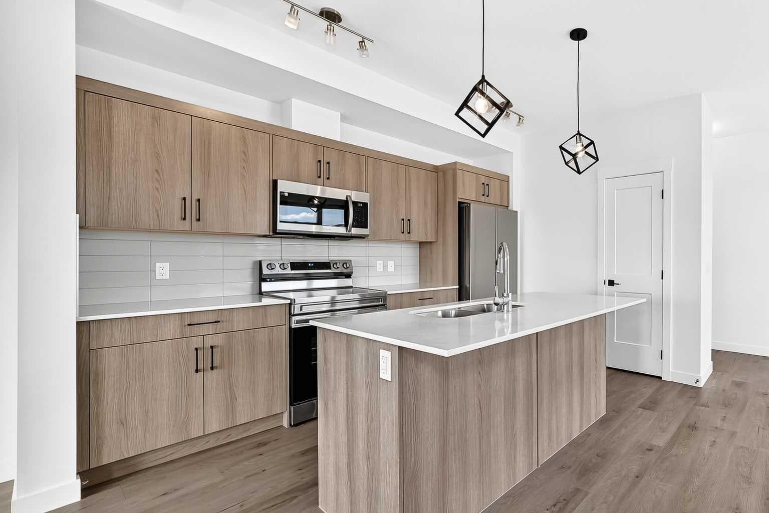 3101, 55 Lucas Way NW