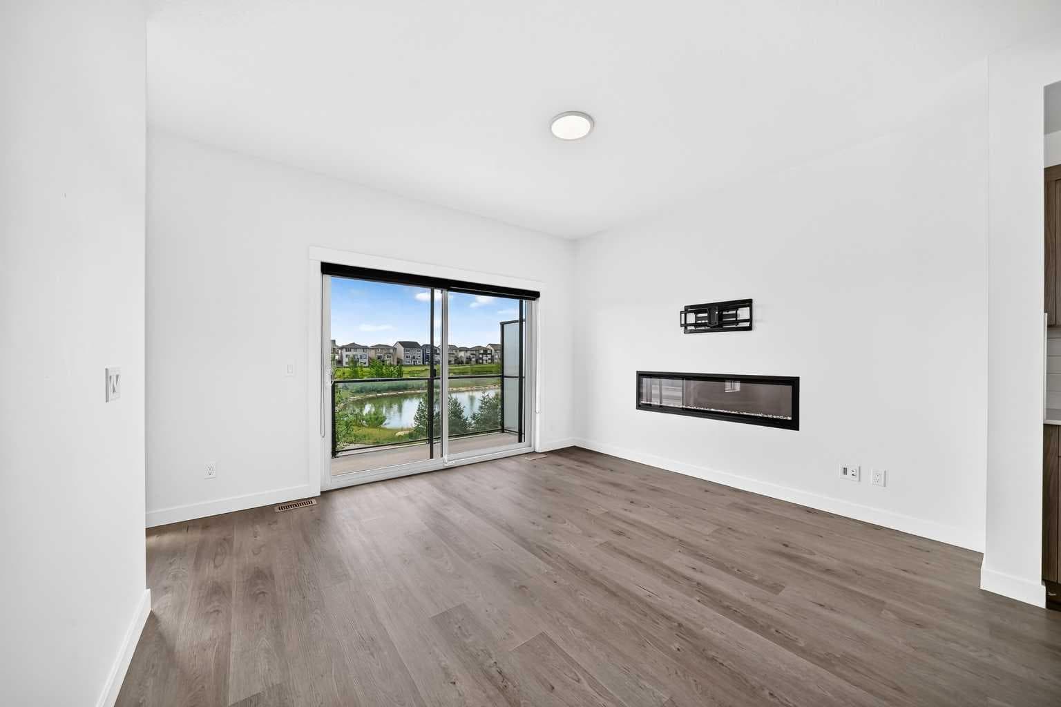 3101, 55 Lucas Way NW