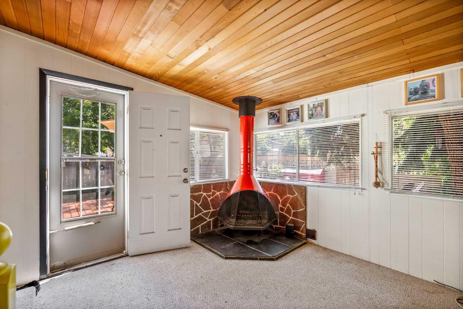 5 Fraser Road SE