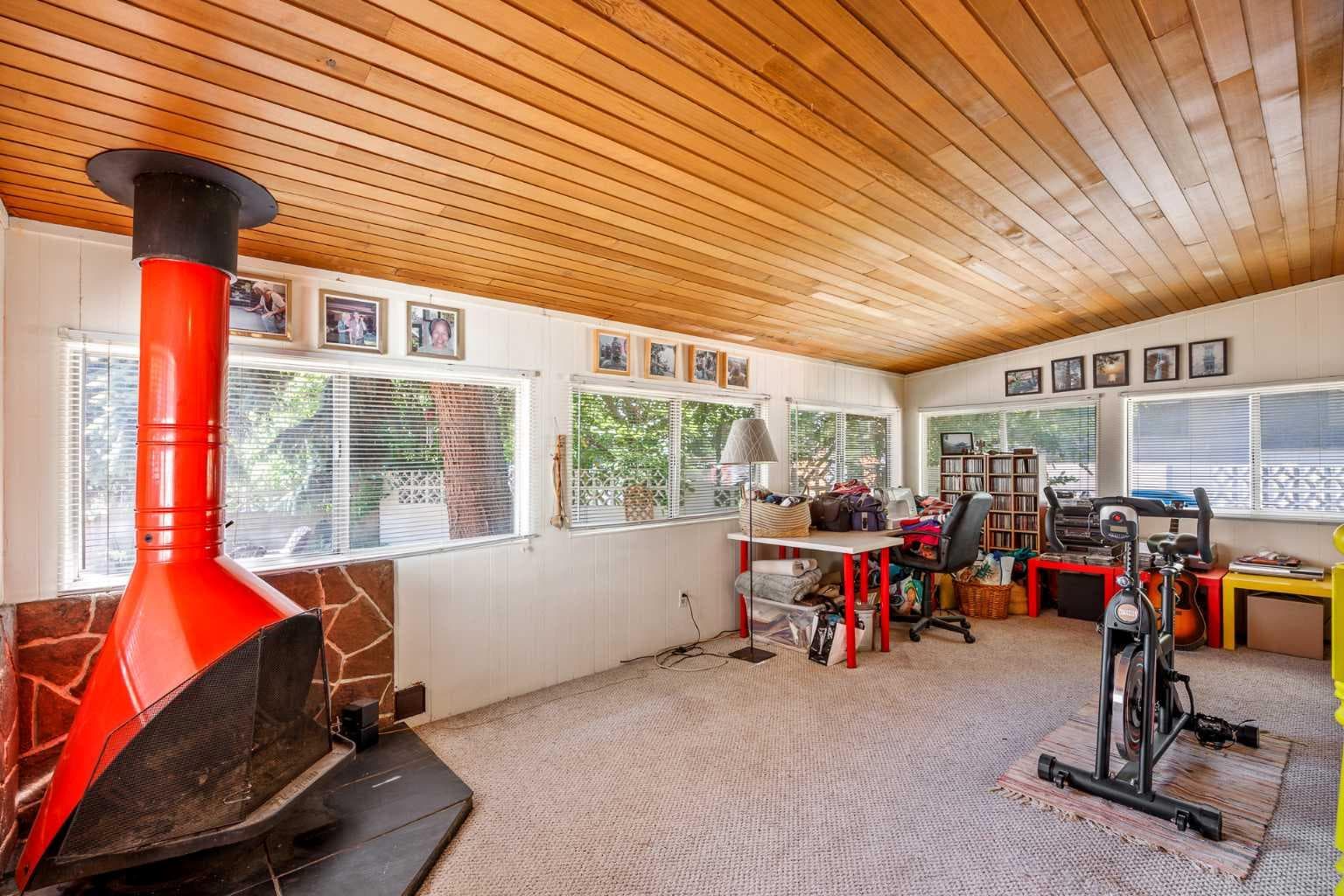 5 Fraser Road SE