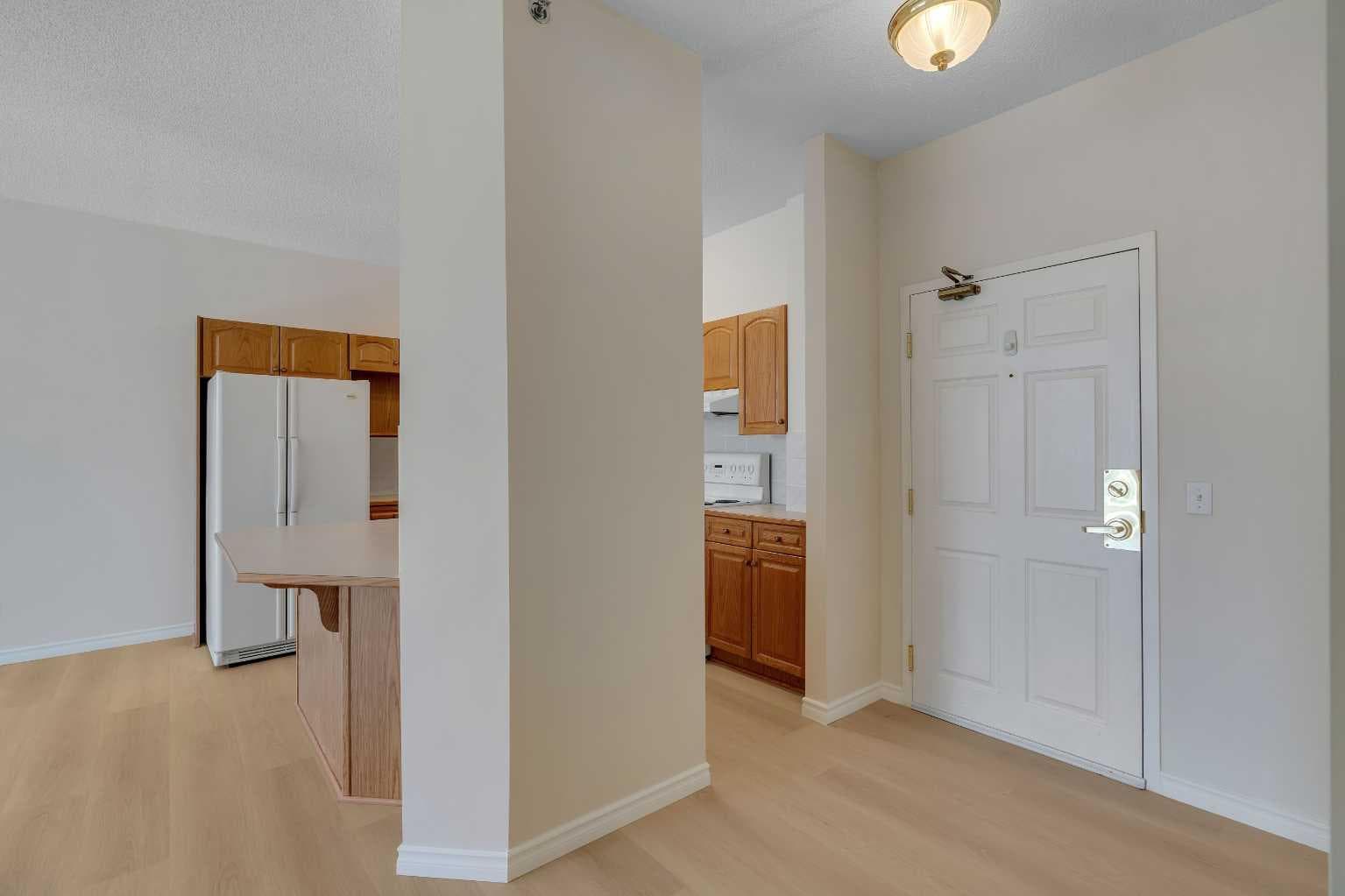 203, 4835 Dalhousie Drive NW