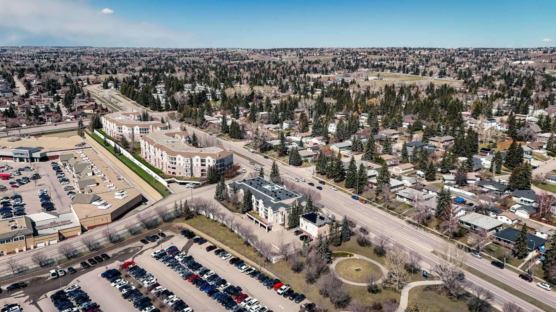 203, 4835 Dalhousie Drive NW