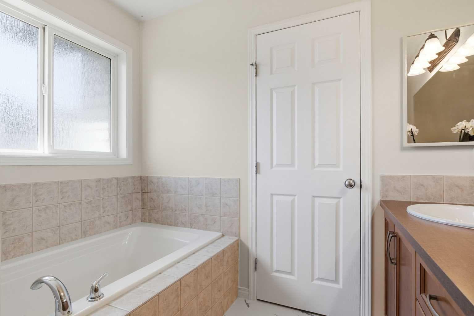 124 Kincora Glen Road NW