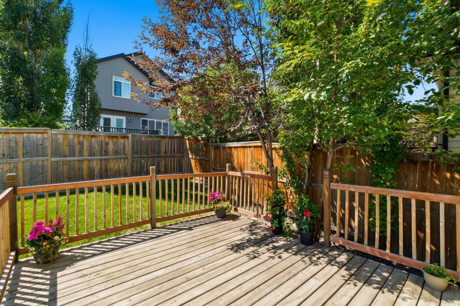 124 Kincora Glen Road NW