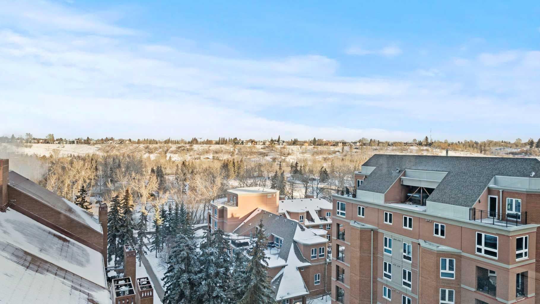 1002A, 500 Eau Claire Avenue SW
