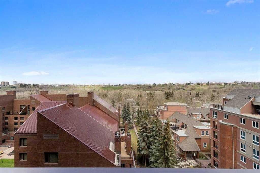 1002A, 500 Eau Claire Avenue SW