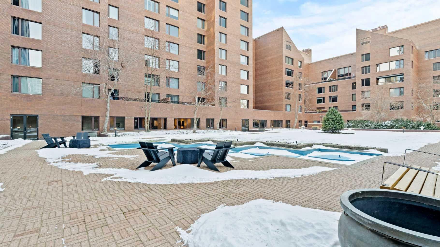 1002A, 500 Eau Claire Avenue SW