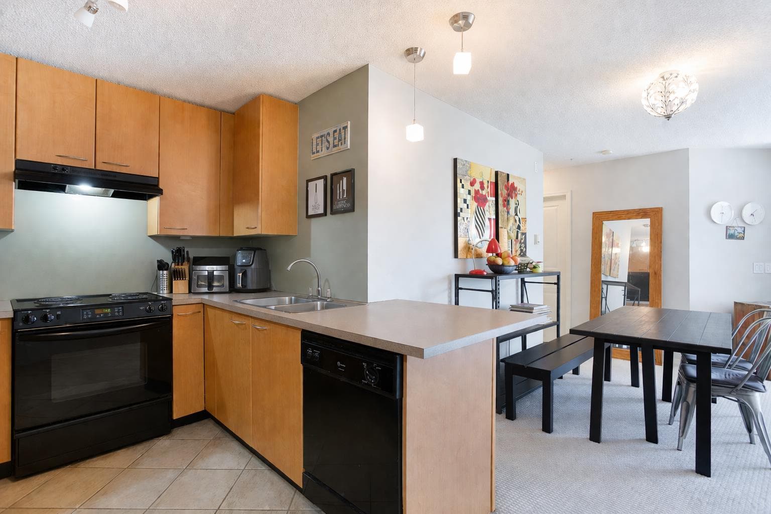 216, 5115 Richard Road SW