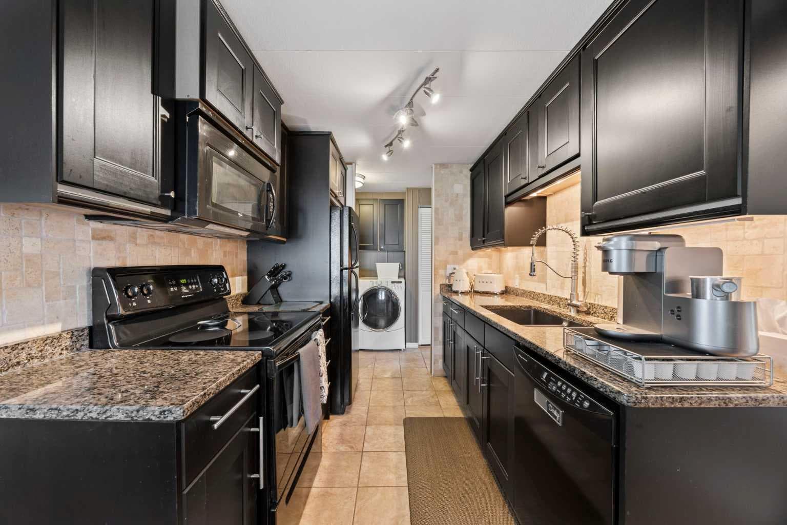 828 West Chestermere  
