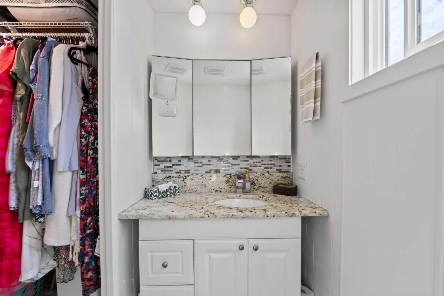 828 West Chestermere  